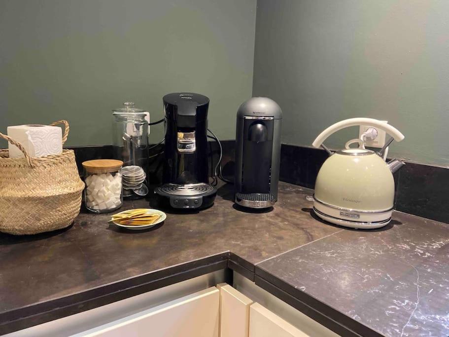 Maison Climatisee Avec Stationnement Et Wifi Bram エクステリア 写真